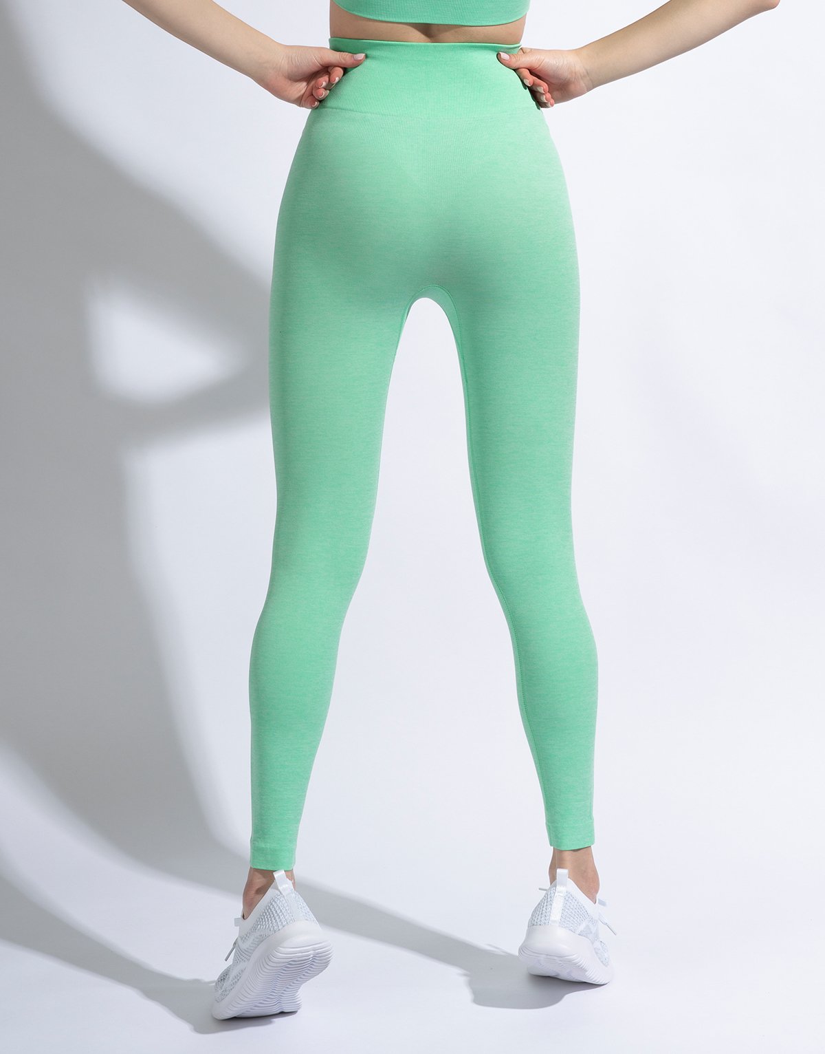 MINT SPRING SEAMLESS